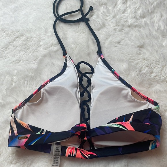 Victoria’s Secret PINK swim top - SIZE: S - Picture 3 of 4